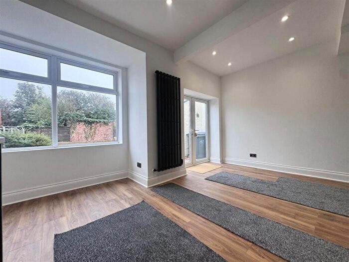 3 Bedroom Semi-Detached House For Sale In Cavendish Road, Bispham, FY2