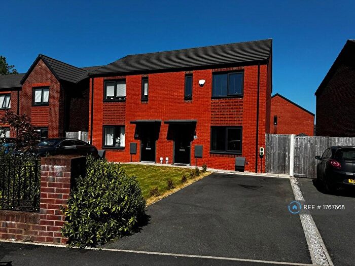 2 Bedroom Semi-Detached House To Rent In Danesdale Drive, Manchester, M4