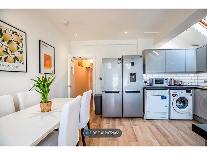 5 Bedroom Terraced House To Rent In Letchworth Street, Tooting Broadway, SW17