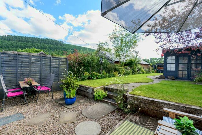 3 Bedroom Cottage For Sale In New Radnor, Powys, LD8