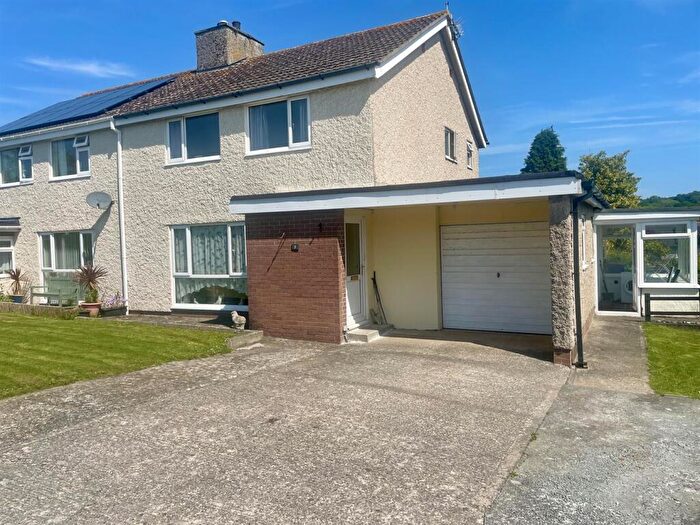 3 Bedroom Semi-Detached House For Sale In Cae Morley, Llangoed, Beaumaris, LL58