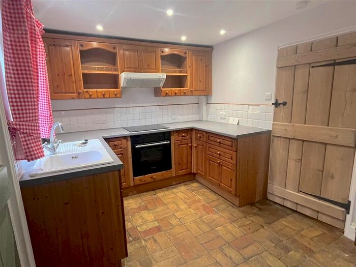 2 Bedroom Property To Rent In Swan Street, Boxford, Sudbury, CO10