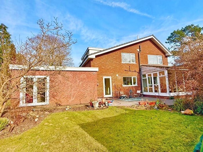 6 Bedroom Detached House For Sale In Moss Bank, Bramhall, SK7