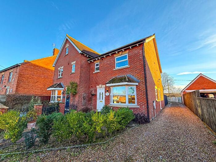 4 Bedroom Semi Detached House For Sale In Fore Street, Othery, Bridgwater, Somerset., TA7