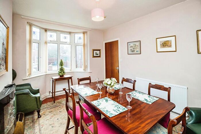 3 Bedroom Detached House For Sale In Chapel Street, Ponciau, Wrexham, LL14