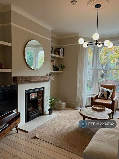 4 Bedroom Terraced House To Rent In Mount Pleasant Lane, London, E5