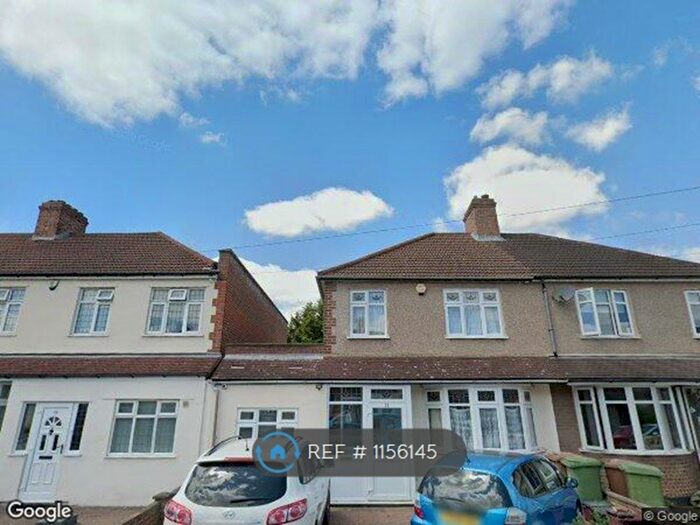 4 Bedroom Semi-Detached House To Rent In Alexander Road, Bexleyheath, DA7