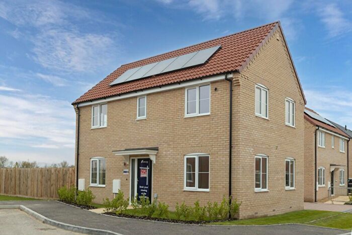3 Bedroom Detached House For Sale In High Road, Weston, PE12