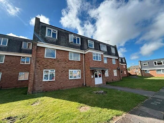 2 Bedroom Flat To Rent In Trent Road- Greenmeadow, SN25