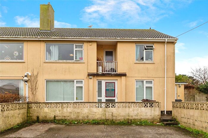 2 Bedroom Flat For Sale In Oates Road, Helston, Cornwall, TR13