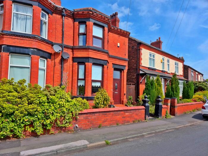 3 Bedroom Terraced House To Rent In Kiln Lane, Eccleston, WA10