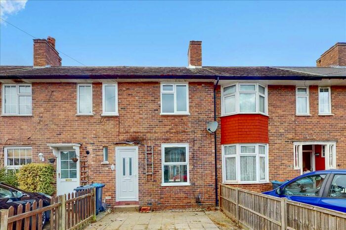 3 Bedroom Property To Rent In Abbotsbury Road, Morden, Morden, SM4