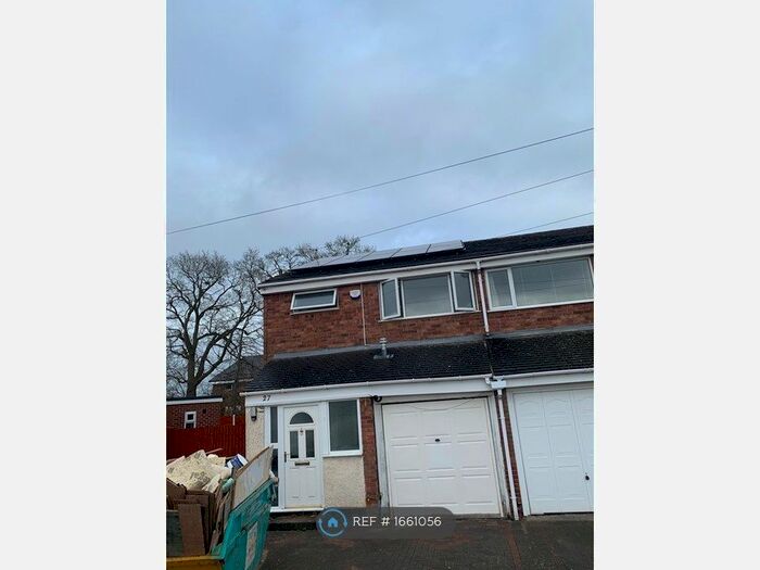 3 Bedroom Semi-Detached House To Rent In Freeman Drive, Sutton Coldfield, B76