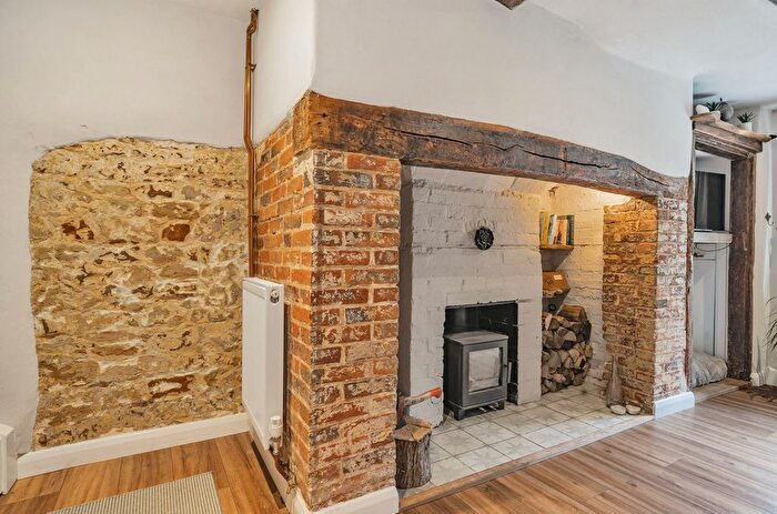 1 Bedroom End Terrace House For Sale In Lower Street, Fittleworth, RH20