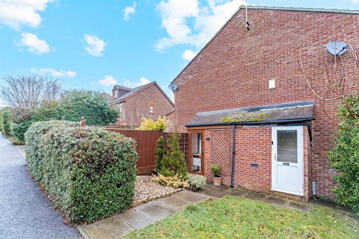 1 Bedroom End Of Terrace House For Sale In Wellfield, Hartley, DA3