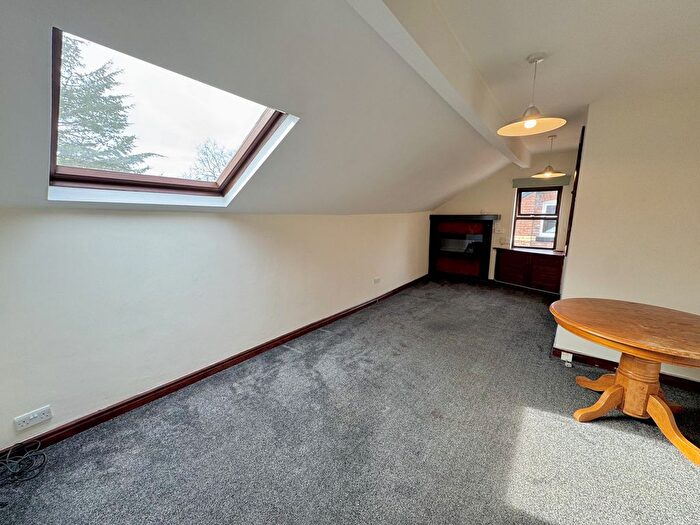 1 Bedroom Flat To Rent In Wilbraham Road, Manchester, M21