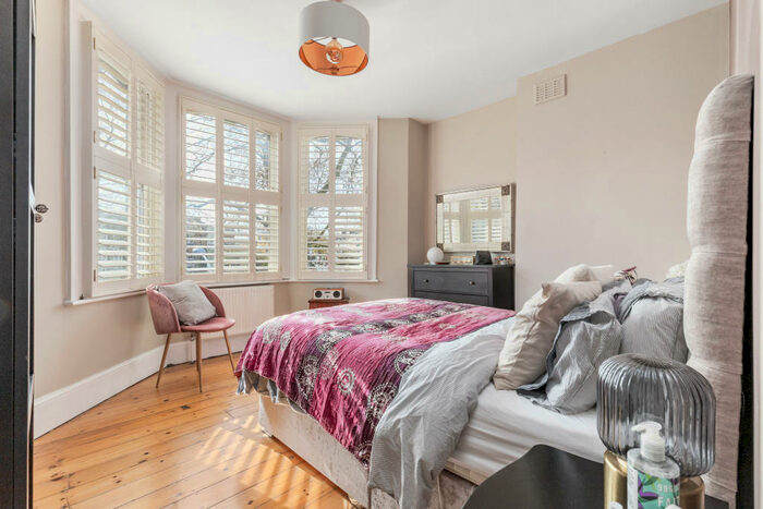 1 Bedroom Flat To Rent In East Dulwich Road, SE22