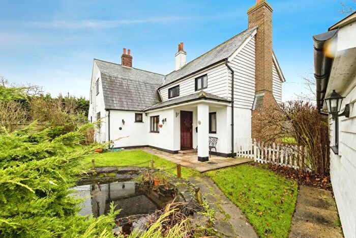 3 Bedroom Semi-Detached House For Sale In Belchers Lane, Waltham Abbey, Essex, EN9
