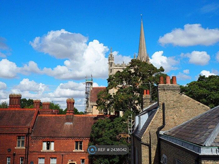 2 Bedroom Terraced House To Rent In Union Road, Cambridge, CB2