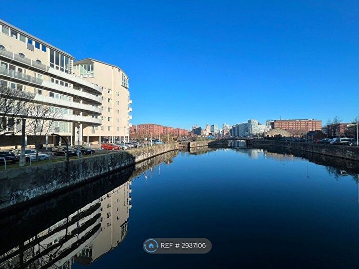 2 Bedroom Flat To Rent In Royal Quay, Liverpool, L3