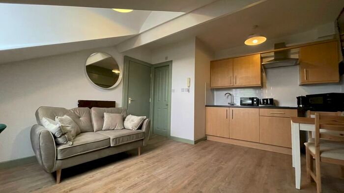 1 Bedroom Flat To Rent In Princes Road, Liverpool, L8