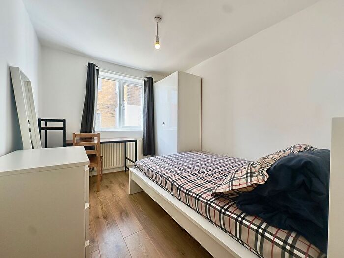 Property To Rent In Longley Road, SW17