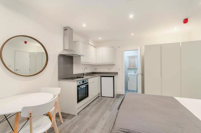 1 Bedroom Studio To Rent In Finborough Road, Chelsea, London, SW10