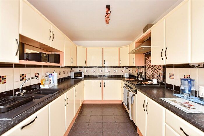 4 Bedroom Semi-Detached House For Sale In Dumpton Park Drive, Ramsgate, Kent, CT11