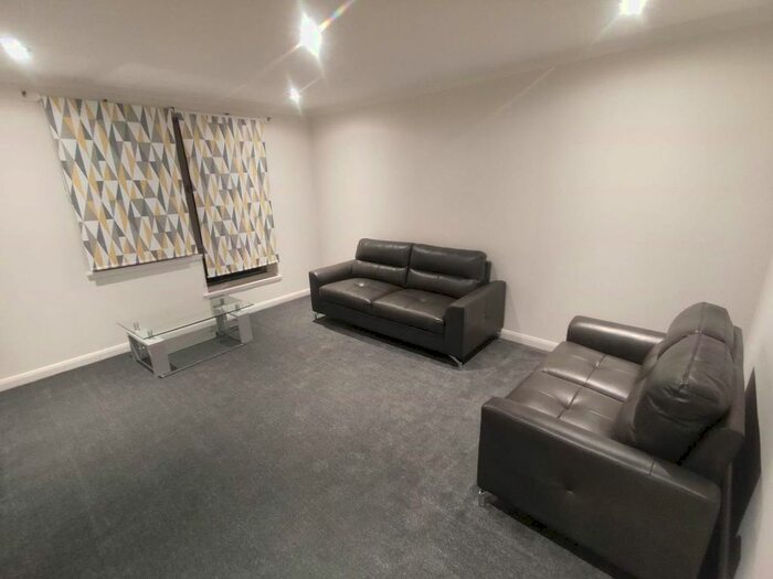 2 Bedroom Flat To Rent In Ferryhill Gardens, Ferryhill, Aberdeen, AB11