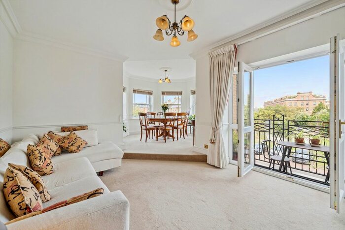 2 Bedroom Flat To Rent In Trinity Church Road, London, SW13