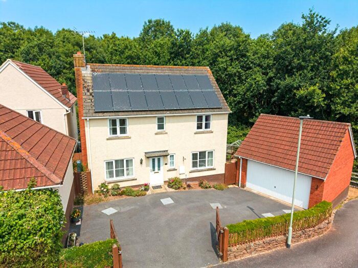 4 Bedroom Detached House For Sale In Cromwells Meadow, Crediton, EX17