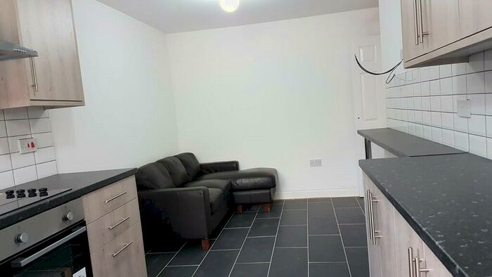 5 Bedroom Terraced House To Rent In Wendiburgh Street, Canley, CV4