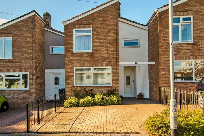 3 Bedroom Terraced House For Sale In Garrick Close, Lichfield, WS13