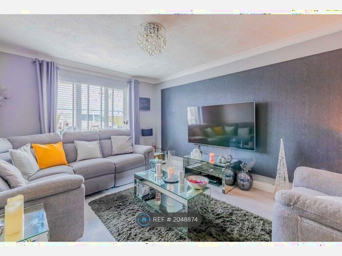 4 Bedroom Detached House To Rent In Beach Road, Severn Beach, Bristol, BS35