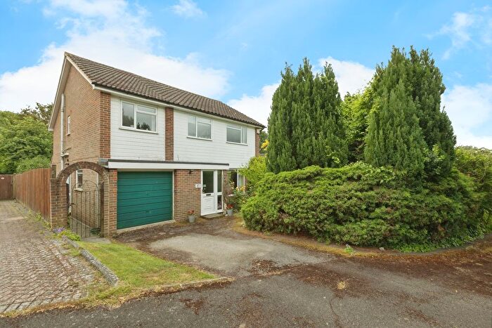 5 Bedroom Detached House For Sale In Sallows Shaw, Sole Street, Cobham, Gravesend, DA13