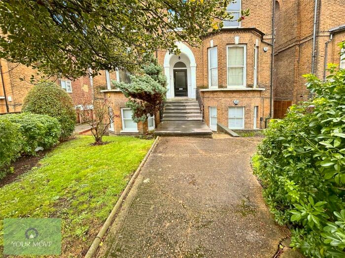 2 Bedroom Flat To Rent In Thicket Road, London, SE20