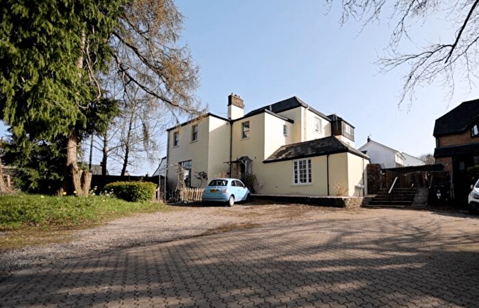 1 Bedroom Flat For Sale In The Lodge, St Briavels, GL15