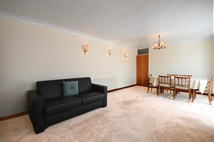 2 Bedroom Bungalow For Sale In Saltney Gate, Saracens Head, Lincolnshire, PE12