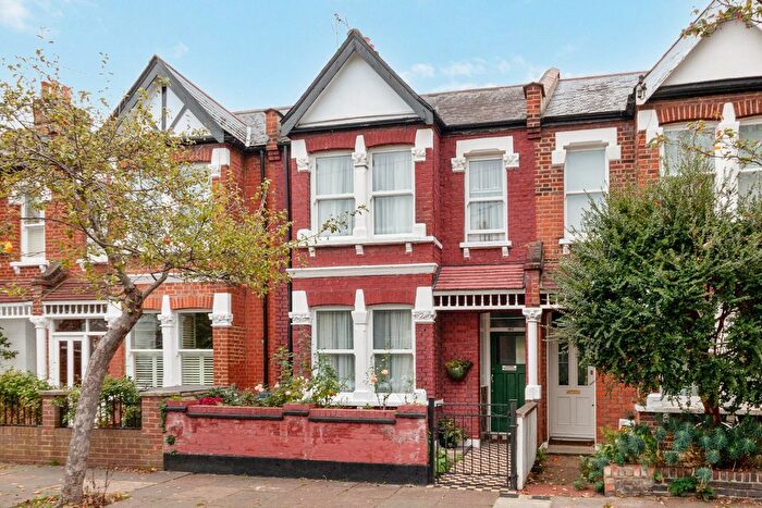 3 Bedroom Terraced House For Sale In St Albans Avenue, Bedford Park Borders, Chiswick, W4