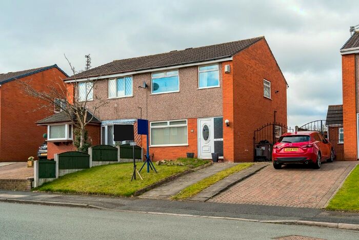 3 Bedroom Semi-Detached House To Rent In Mosedale Avenue, St Helens, WA11