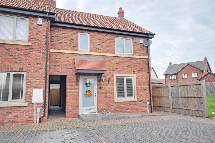 2 Bedroom End Of Terrace House For Sale In Teesdale Croft, Beverley, HU17