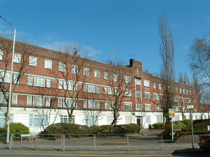 1 Bedroom Flat To Rent In Byron Court, Harrow, HA1