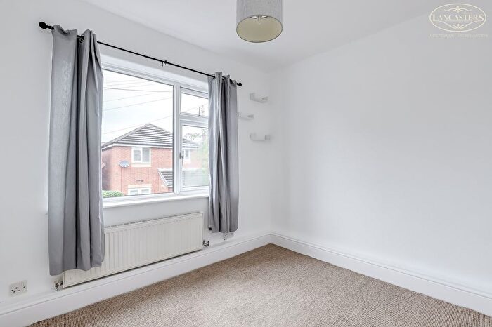 3 Bedroom Terraced House For Sale In Lindsay Street, Horwich, Bolton, BL6