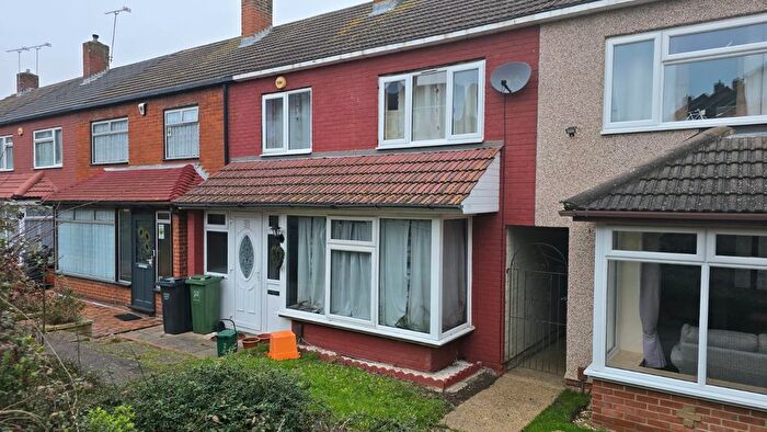 3 Bedroom Terraced House To Rent In Takely Ride, Basildon, SS16