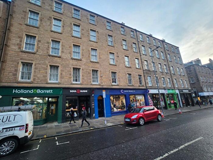 2 Bedroom Flat For Sale In / Nicolson Street, Edinburgh, EH8