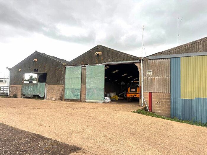 Barn To Rent In Watton At Stone, Hertford, SG14