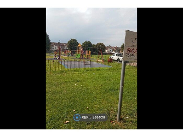 2 Bedroom Maisonette To Rent In St Mark Avenue, Northfleet, DA11