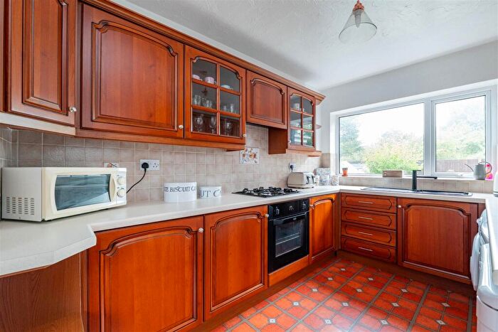 2 Bedroom Detached Bungalow For Sale In Belgrave Avenue, Penwortham, Preston, PR1