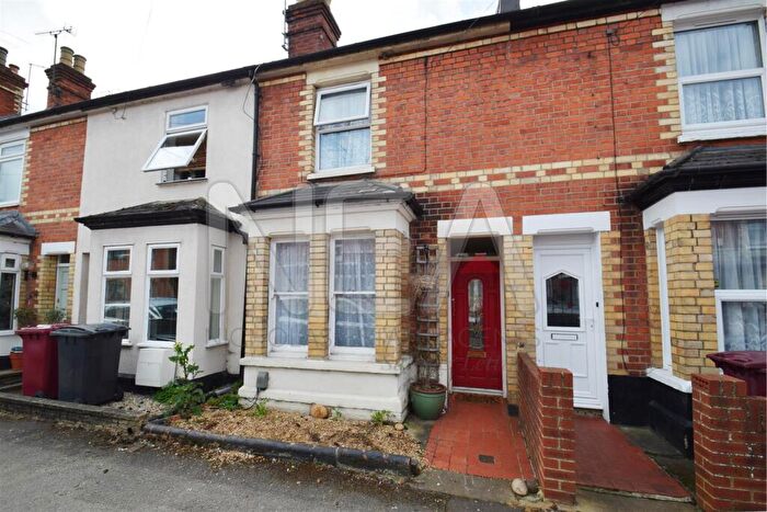 2 Bedroom Terraced House To Rent In Queens Road, Caversham, Reading, RG4