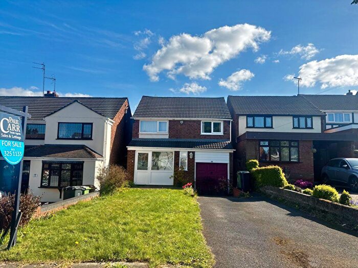 3 Bedroom Detached House For Sale In Garnet Avenue, Great Barr, Birmingham, B43